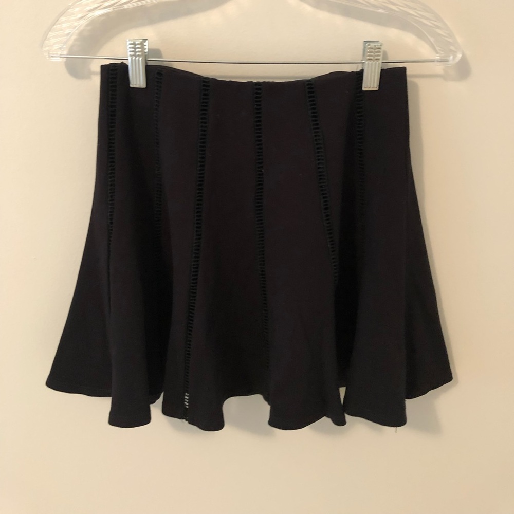 Black Everleigh Flare Skirt